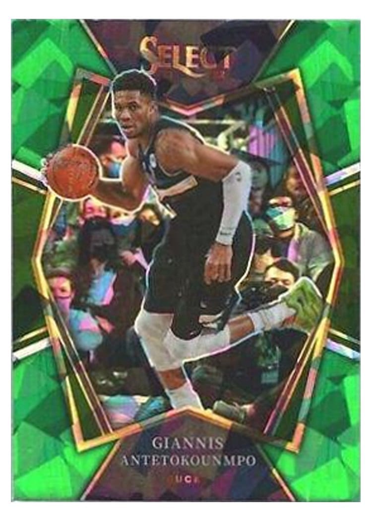 2021-22 Panini Select Base Set Giannis Antetokounmpo #140 card