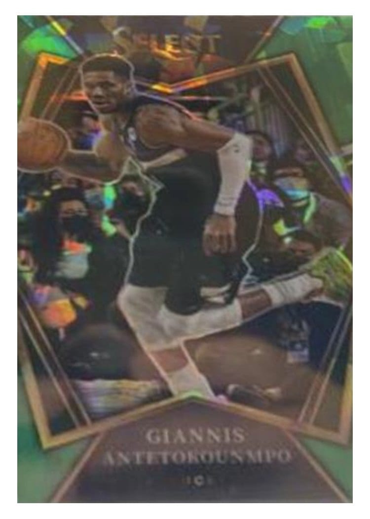 2021-22 Panini Select Base Set Giannis Antetokounmpo Green Ice Prizm #140 card