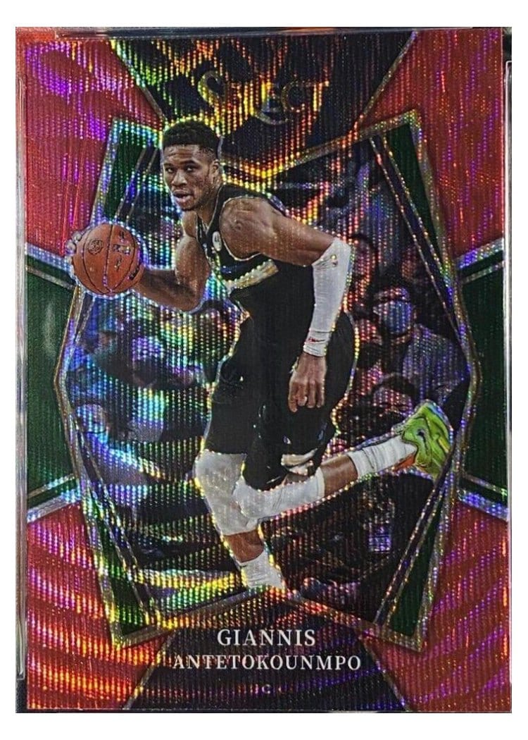 2021-22 Panini Select Base Set Giannis Antetokounmpo #140 card