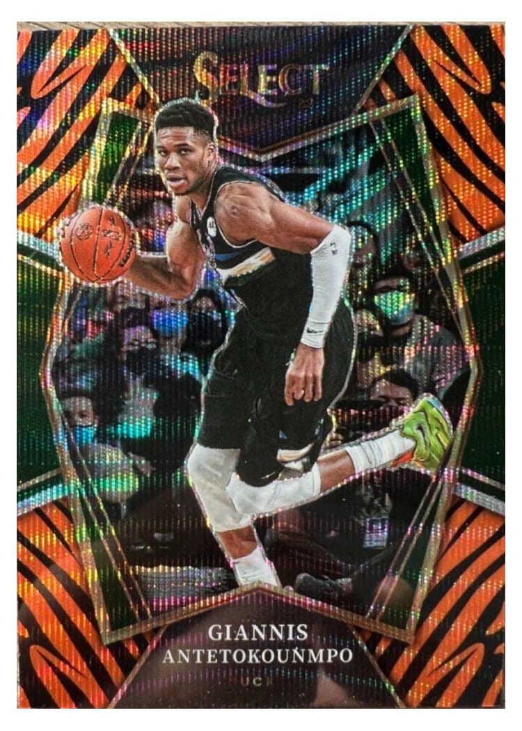 2021-22 Panini Select Base Set Giannis Antetokounmpo Tiger Prizm #140 card