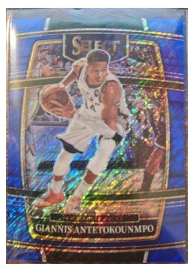 2021-22 Panini Select Base Set Giannis Antetokounmpo #35 card