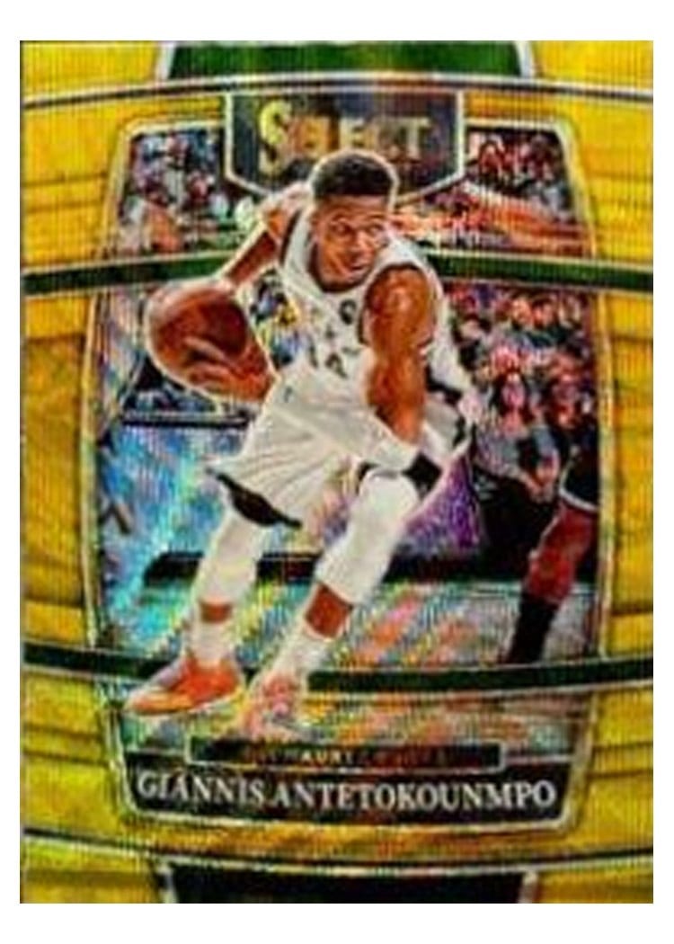 2021-22 Panini Select Base Set Giannis Antetokounmpo #35 card