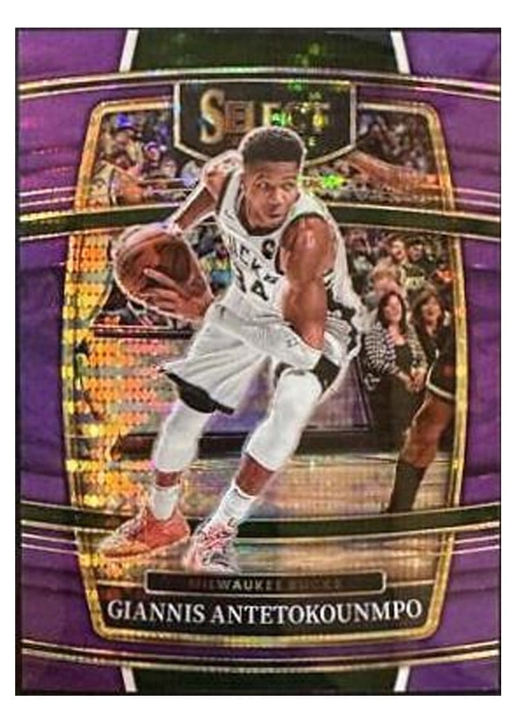 2021-22 Panini Select Base Set Giannis Antetokounmpo #35 card