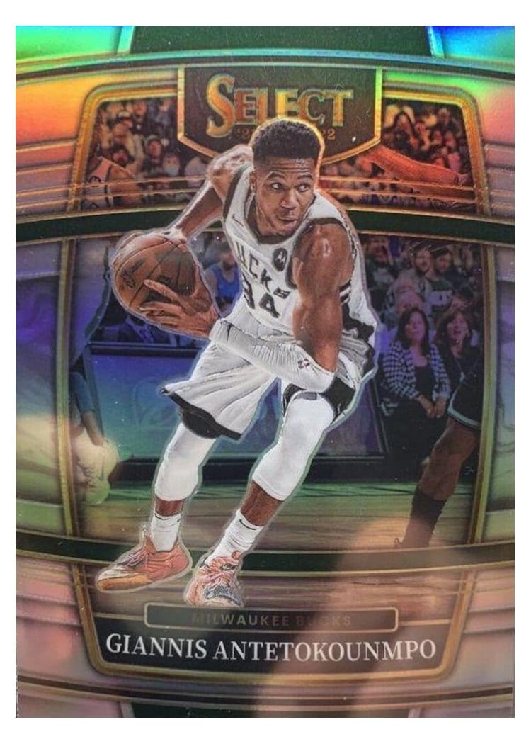 2021-22 Panini Select Base Set Giannis Antetokounmpo #35 card