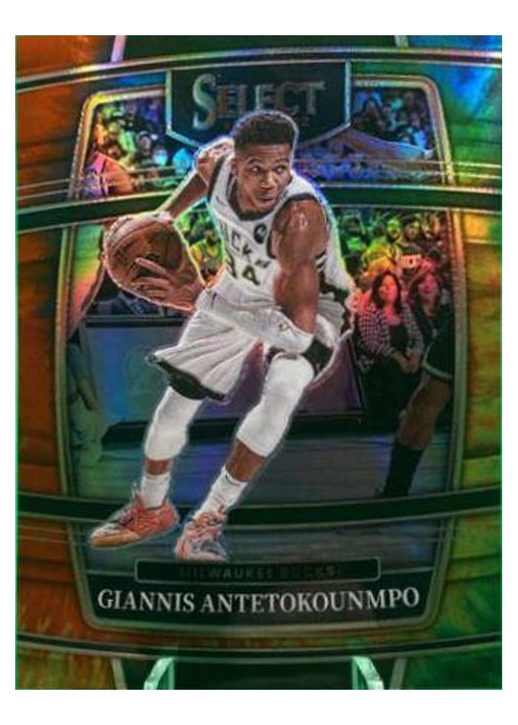 2021-22 Panini Select Base Set Giannis Antetokounmpo #35 card