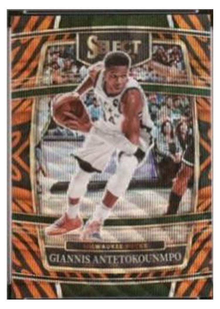 2021-22 Panini Select Base Set Giannis Antetokounmpo #35 card