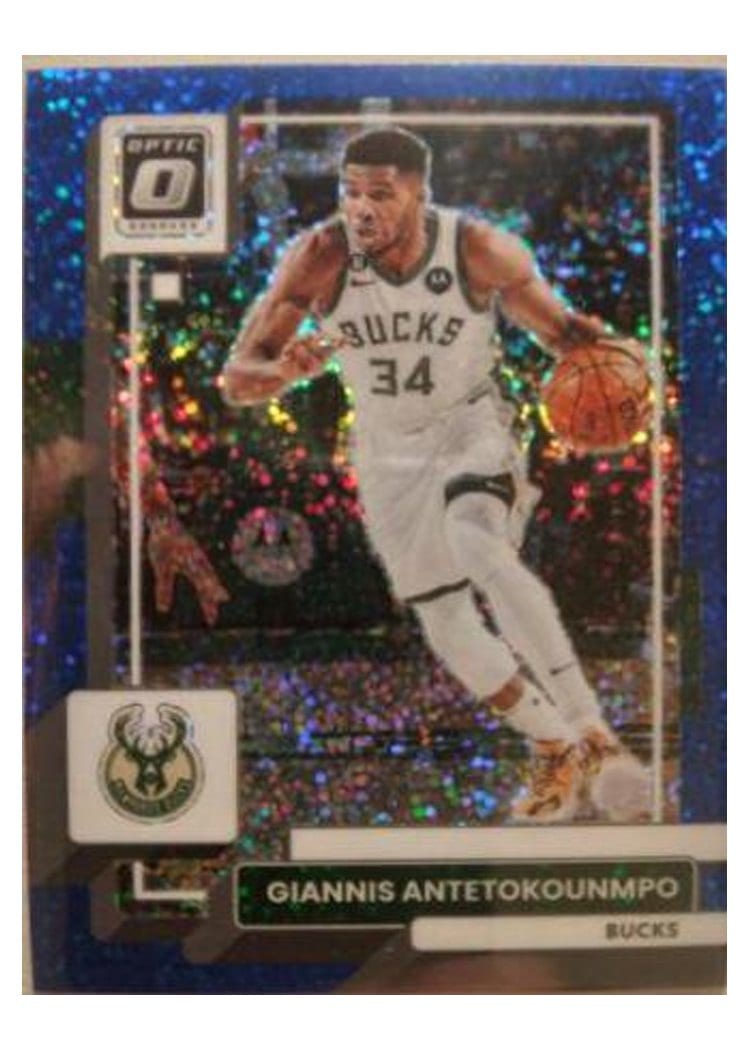 2022-23 Donruss Optic Base Set Giannis Antetokounmpo Blue Sparkle #75 card
