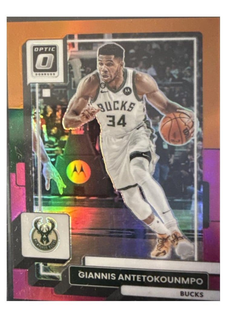 2022-23 Donruss Optic Base Set Giannis Antetokounmpo #75 card