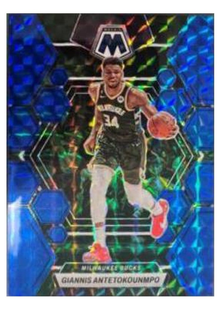 2022-23 Panini Mosaic Base Set Giannis Antetokounmpo Blue #15 card