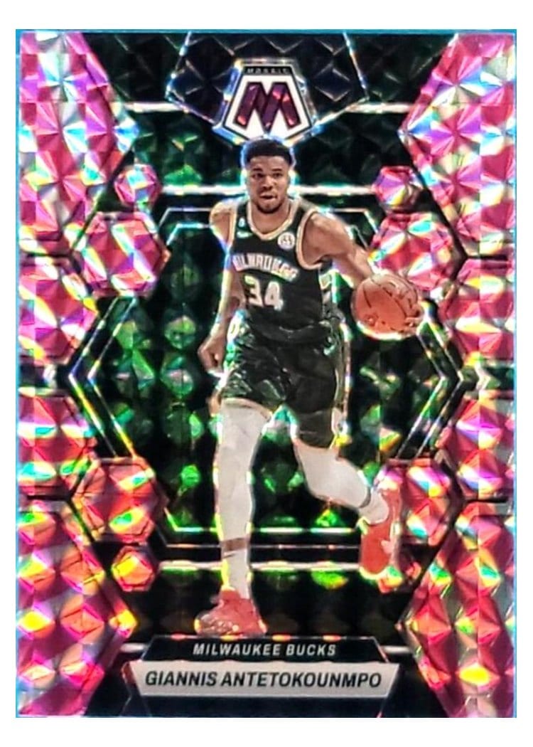 2022-23 Panini Mosaic Base Set Giannis Antetokounmpo #15 card