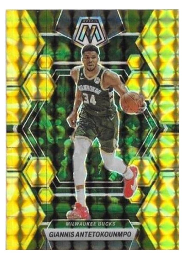 2022-23 Panini Mosaic Base Set Giannis Antetokounmpo #15 card