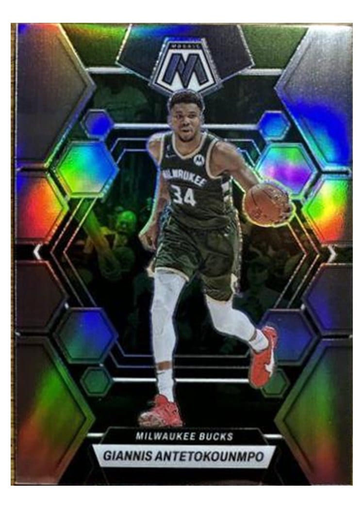 2022-23 Panini Mosaic Base Set Giannis Antetokounmpo #15 card