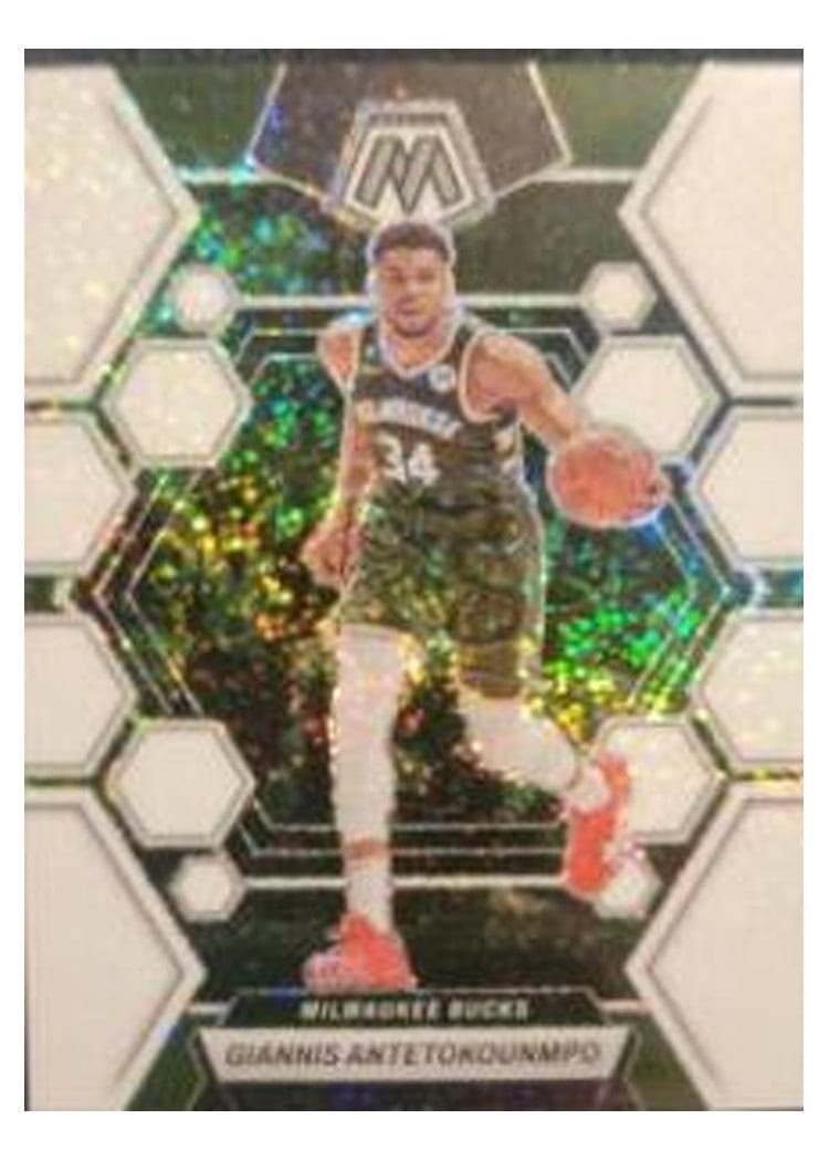 2022-23 Panini Mosaic Base Set Giannis Antetokounmpo #15 card