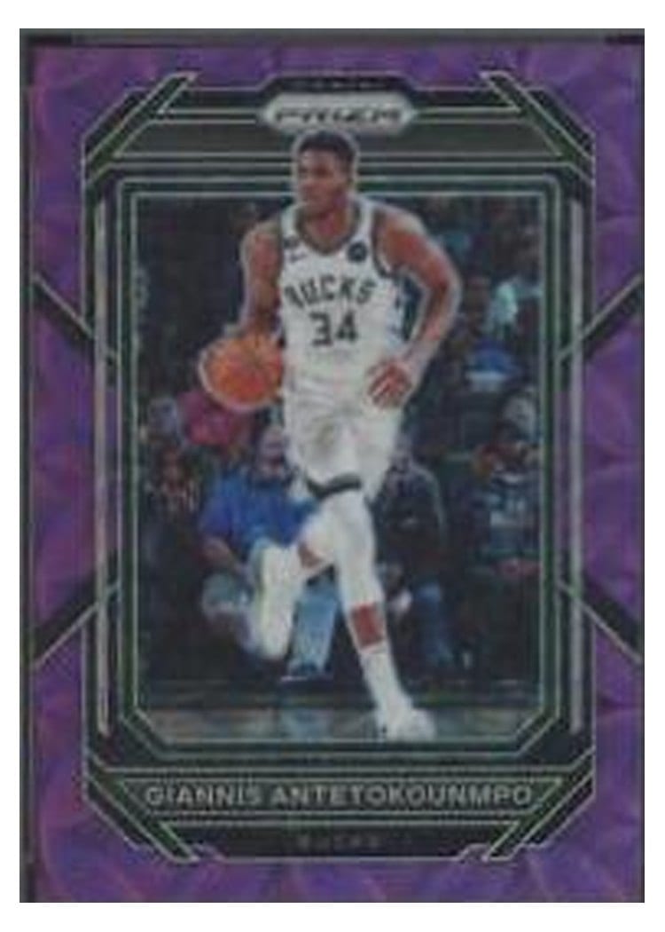 2022-23 Panini Prizm Base Set Giannis Antetokounmpo #96 card