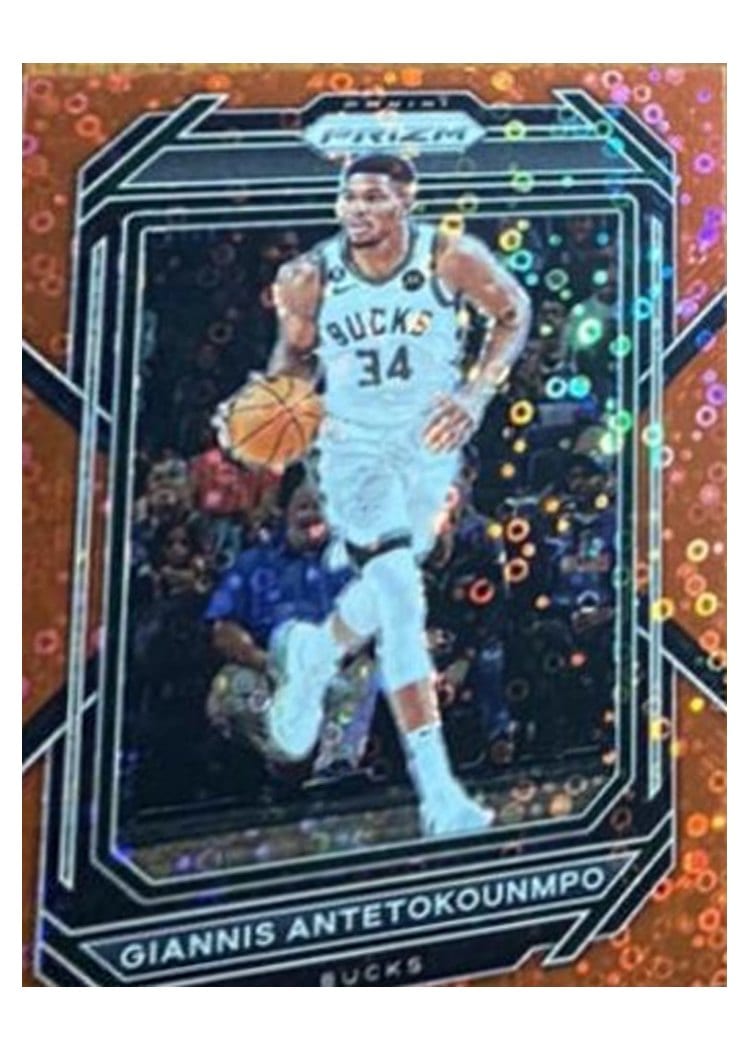 2022-23 Panini Prizm Base Set Giannis Antetokounmpo #96 card