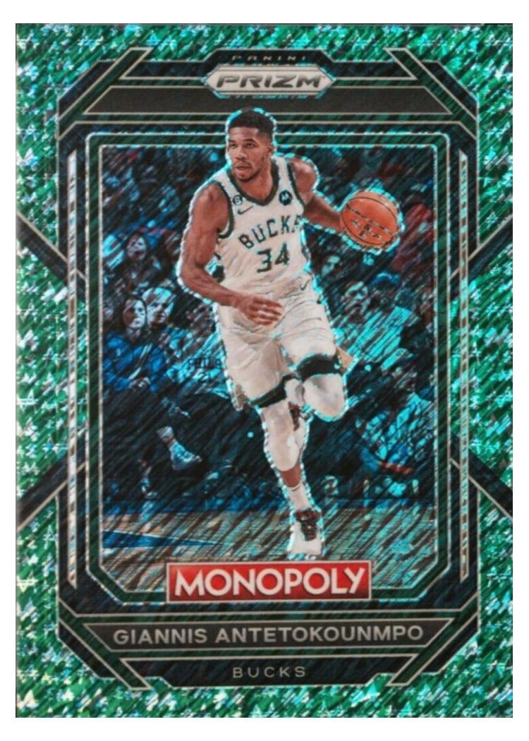 2022-23 Panini Prizm Base Set Giannis Antetokounmpo #96 card