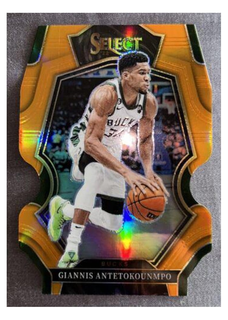 2022-23 Panini Select Base Set Giannis Antetokounmpo #161 card