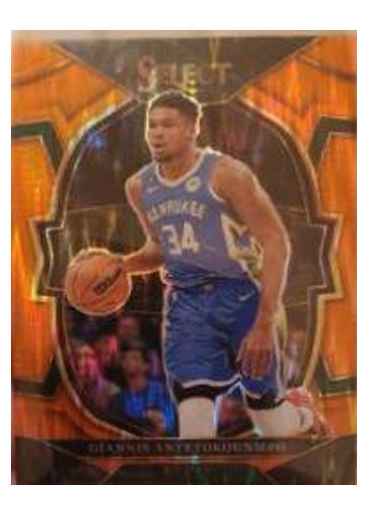 2022-23 Panini Select Base Set Giannis Antetokounmpo #261 card