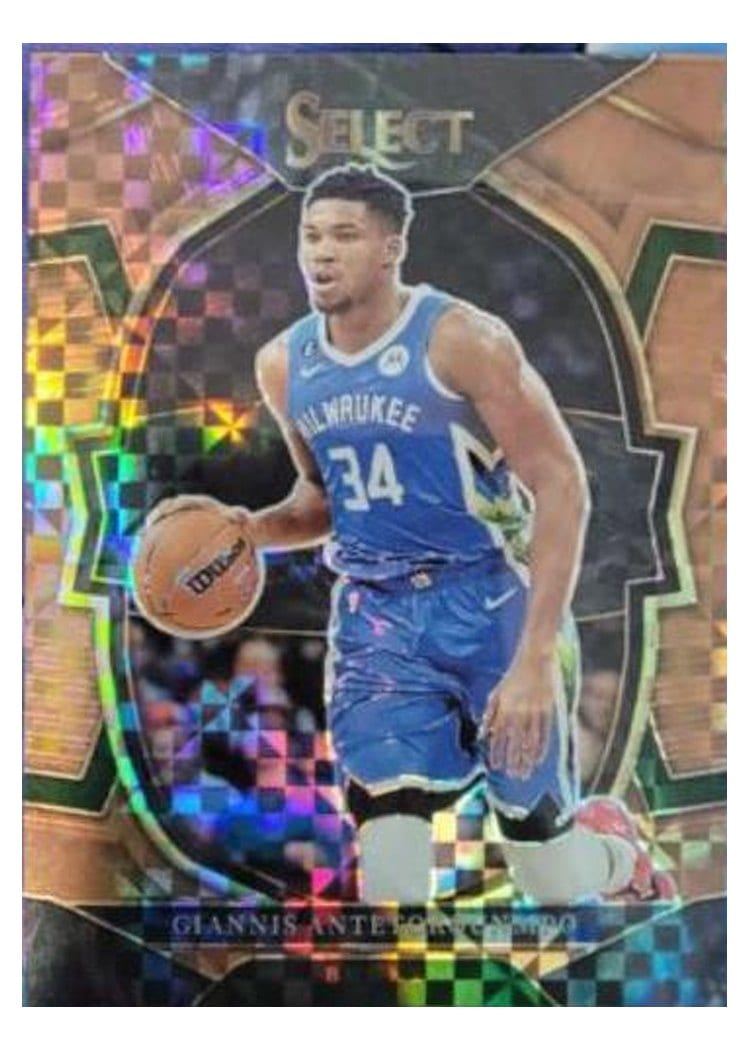 2022-23 Panini Select Base Set Giannis Antetokounmpo #61 card