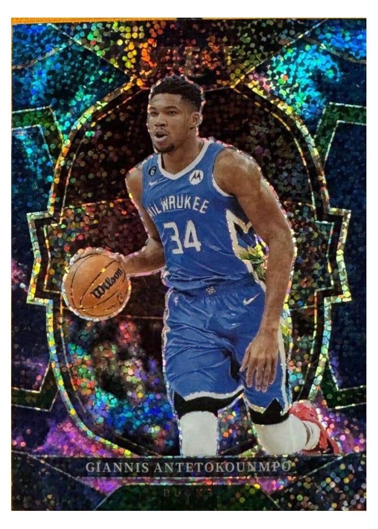 2022-23 Panini Select Base Set Giannis Antetokounmpo #61 card