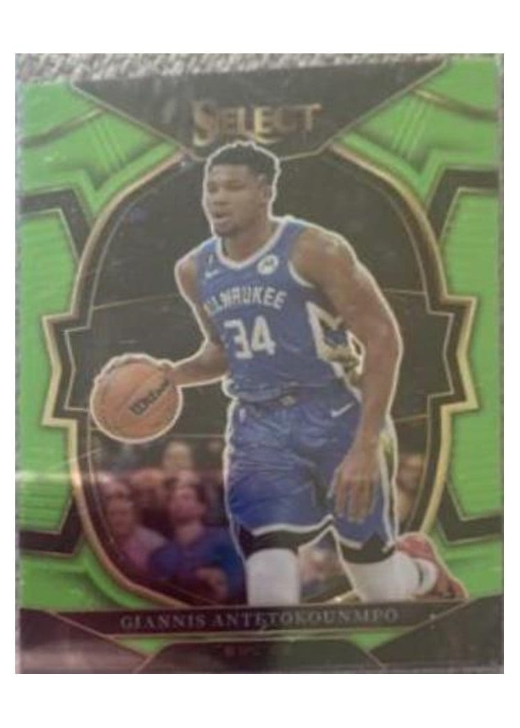 2022-23 Panini Select Base Set Giannis Antetokounmpo #61 card