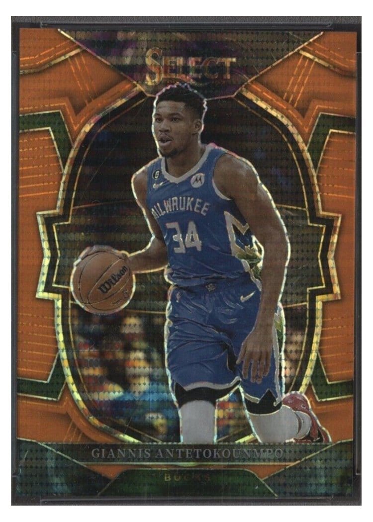 2022-23 Panini Select Base Set Giannis Antetokounmpo #61 card
