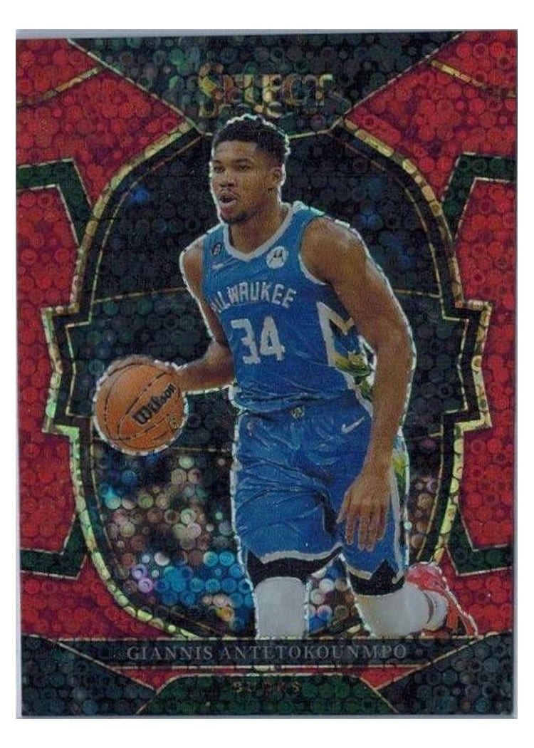 2022-23 Panini Select Base Set Giannis Antetokounmpo #61 card