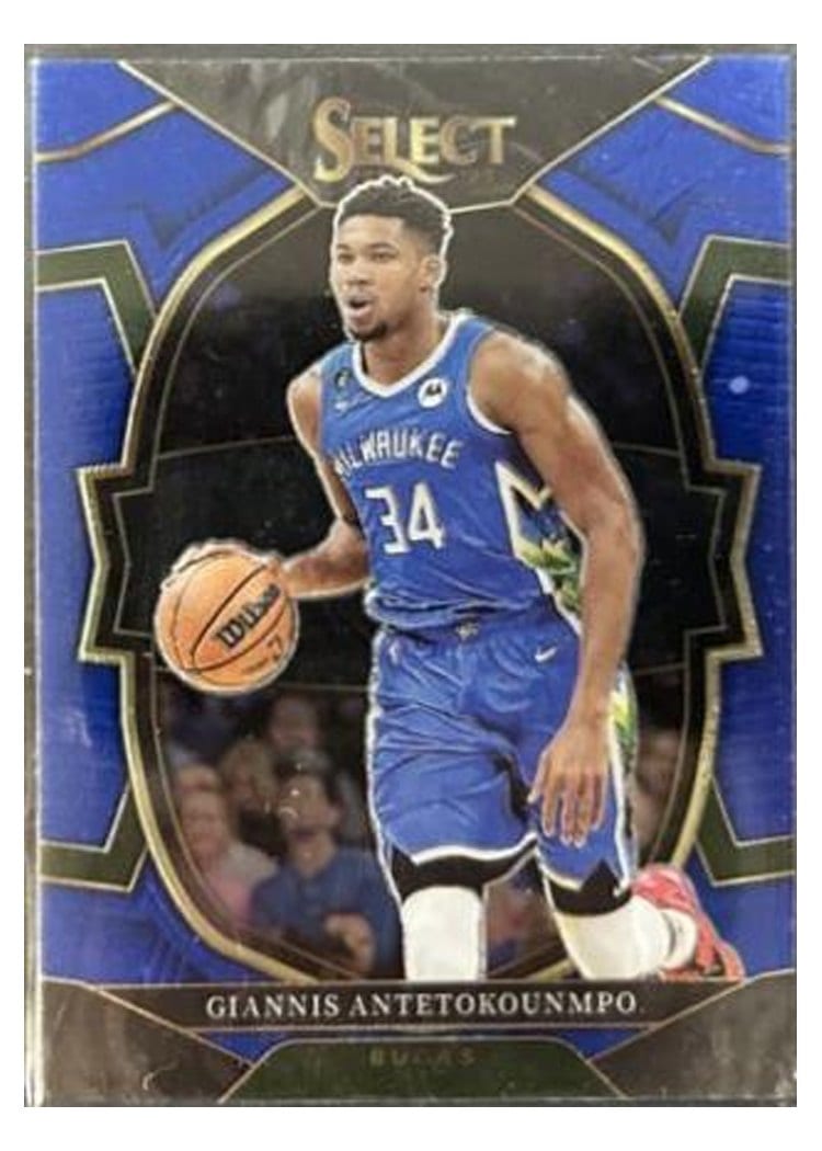 2022-23 Panini Select Base Set Giannis Antetokounmpo #61 card