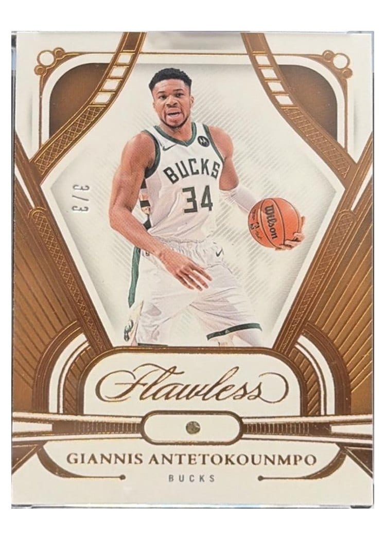 2023-24 Panini Flawless Base Set Giannis Antetokounmpo #68 card
