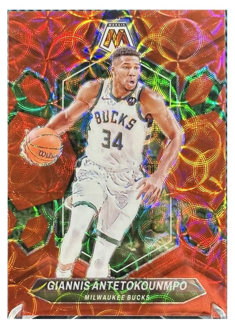 2023-24 Panini Mosaic Base Set Giannis Antetokounmpo #77 card
