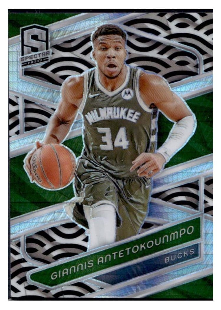2023-24 Panini Spectra Base Set Giannis Antetokounmpo Black White International #125 card
