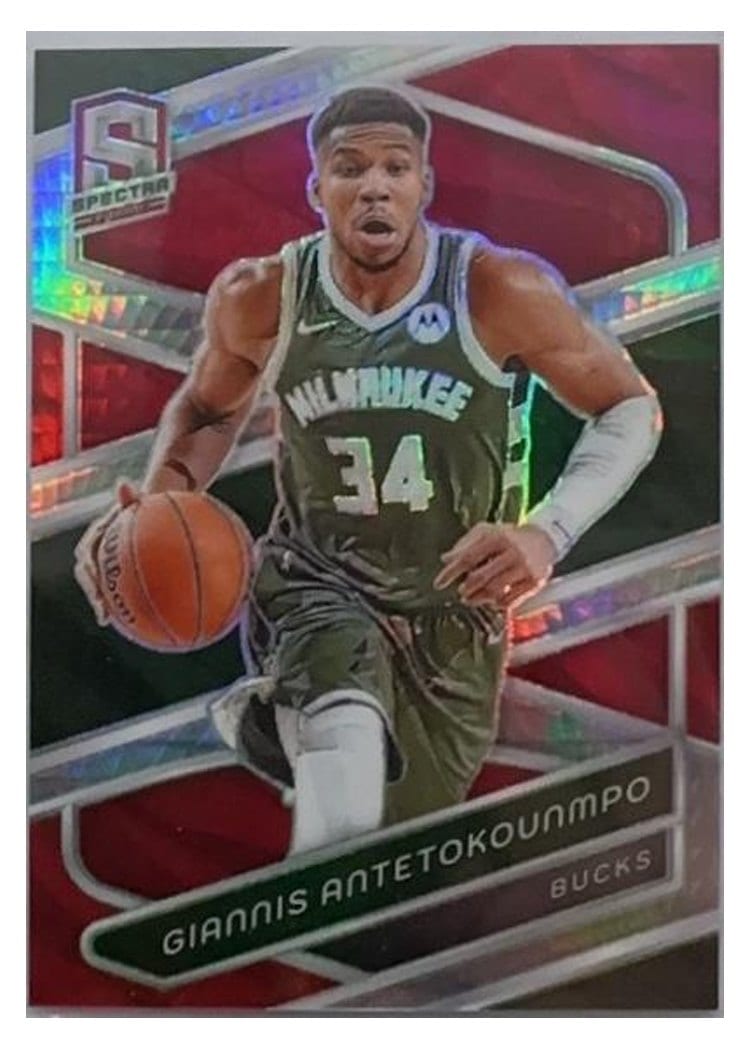 2023-24 Panini Spectra Base Set Giannis Antetokounmpo #125 card