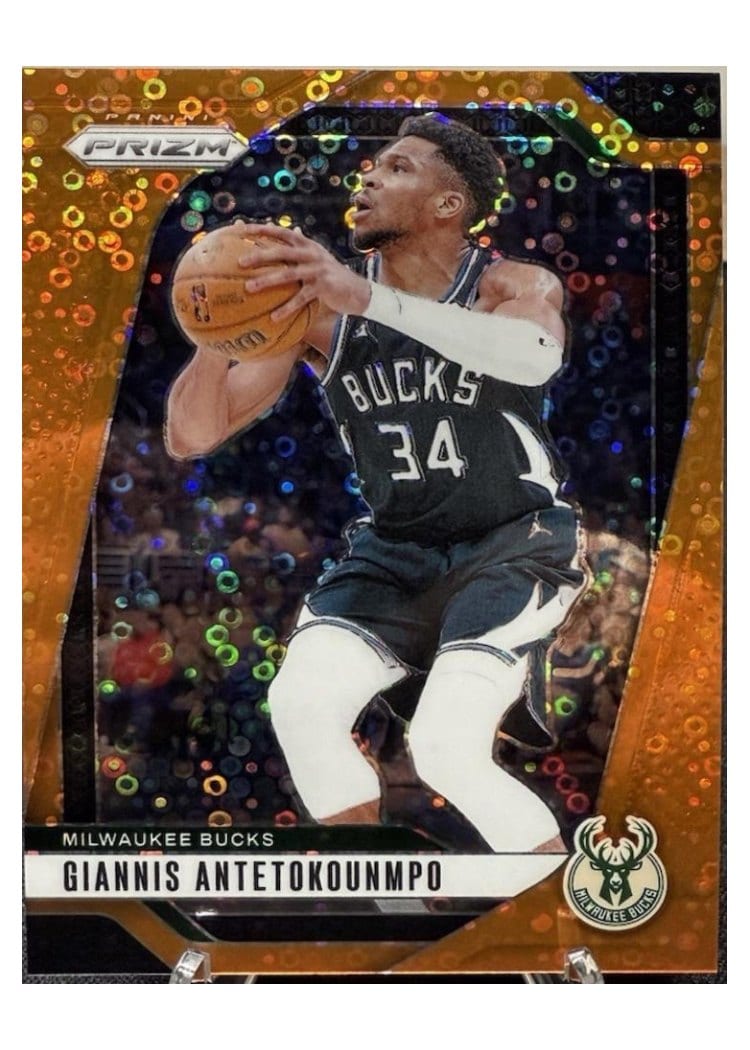 2024-25 Panini Prizm Base Set Giannis Antetokounmpo #85 card
