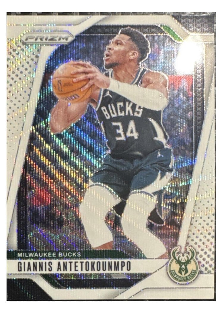 2024-25 Panini Prizm Base Set Giannis Antetokounmpo #85 card