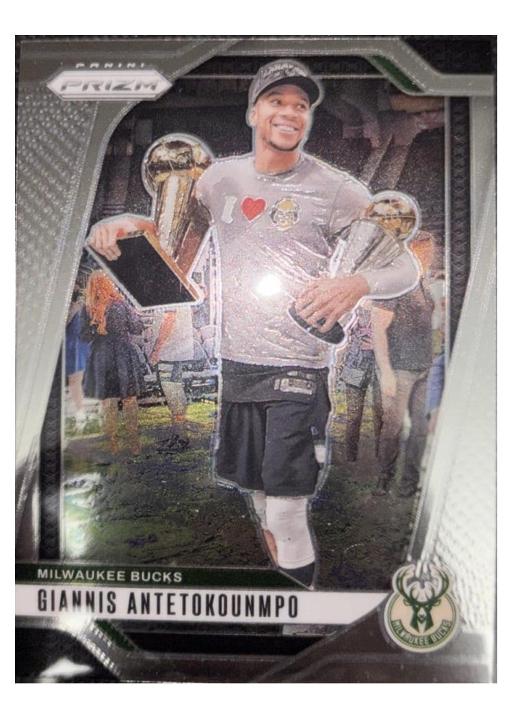2024-25 Panini Prizm Base Set Giannis Antetokounmpo #85 card