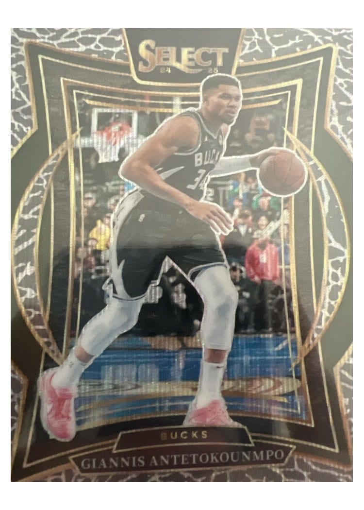 2024-25 Panini Select Base Set Giannis Antetokounmpo #43 card