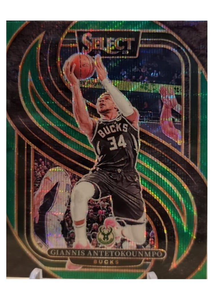 2024 Panini Select Giannis Antetokounmpo #137 card