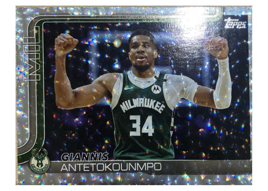 2025 Topps Giannis Antetokounmpo #54 card