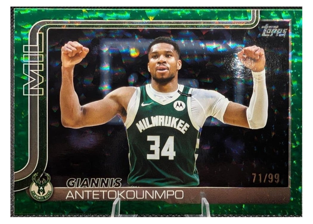 2025 Topps Giannis Antetokounmpo #54 card