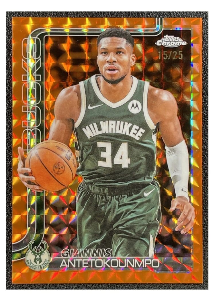 2025 Topps Chrome Giannis Antetokounmpo #137 card