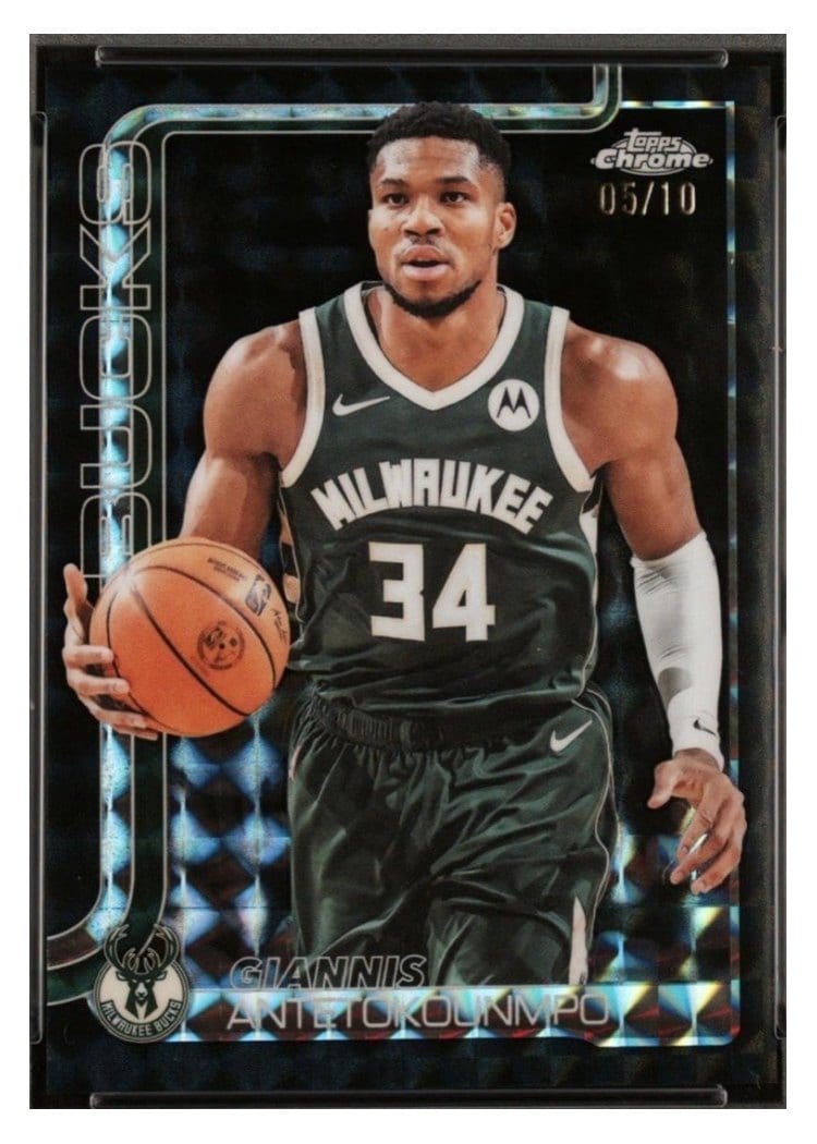 2025 Topps Chrome Giannis Antetokounmpo #137 card