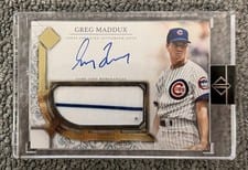 2024 Topps Transcendent Collection Autographed Relics Greg Maddux #TCAR-GM card