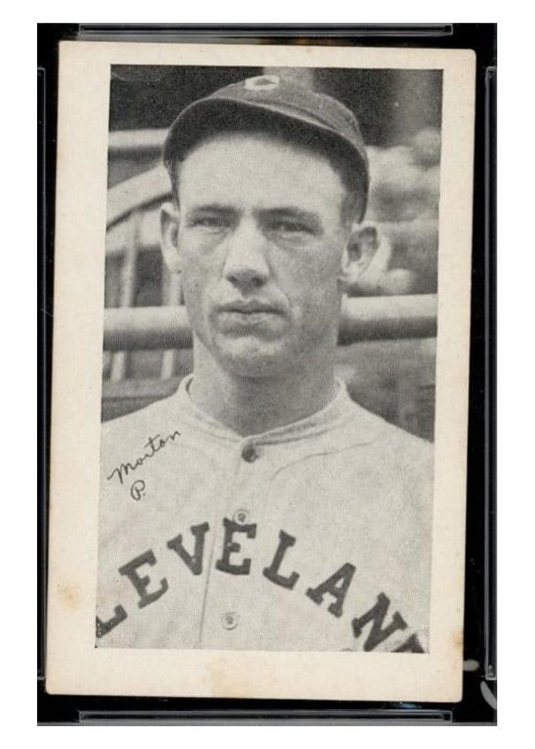 1922 W575 2 Guy Morton Hand Cut card