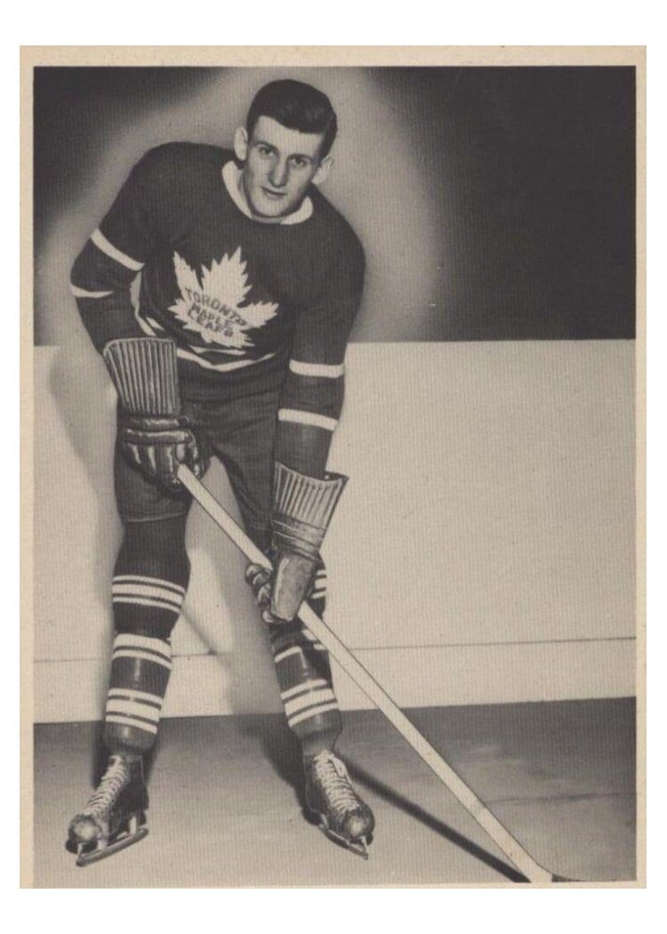 1939 O-Pee-Chee V301-1 Hank Goldup #54 card