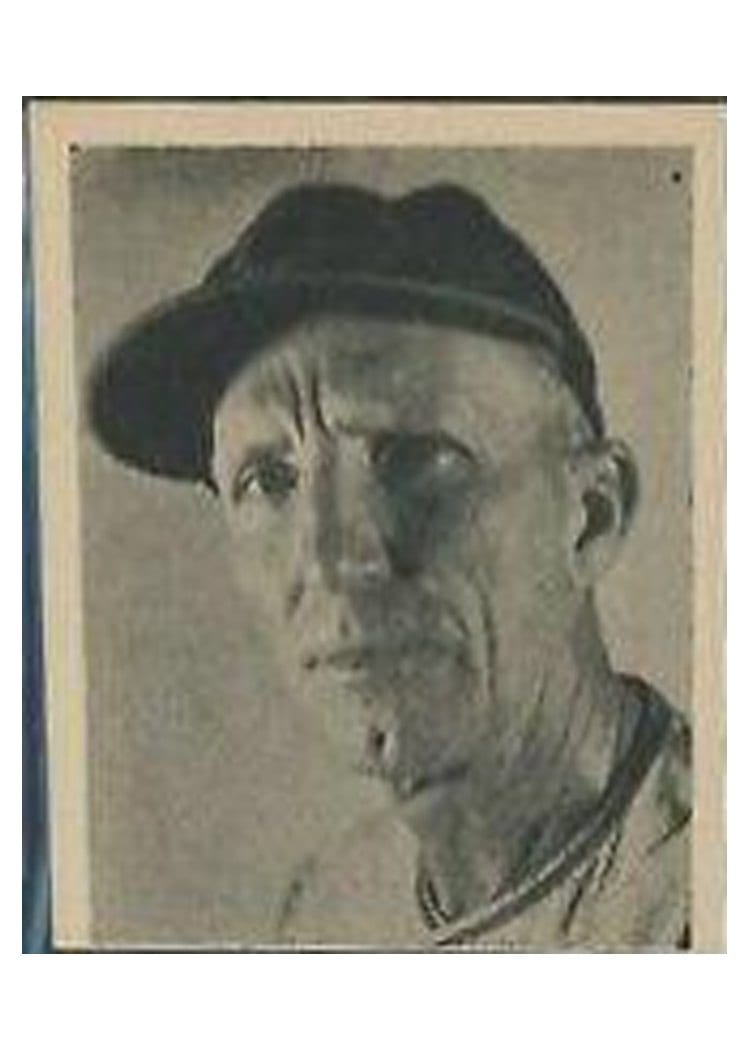 1940 Cincinnati Reds Team Issue Harry 'Hank' Gowdy card
