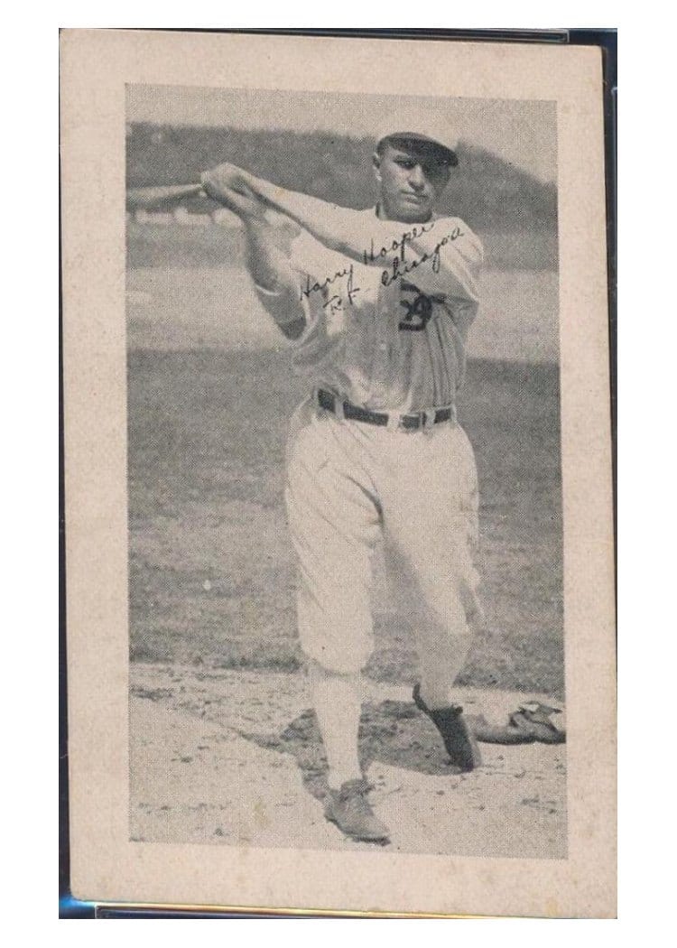 1922 W575 2 Harry Hooper Hand Cut card