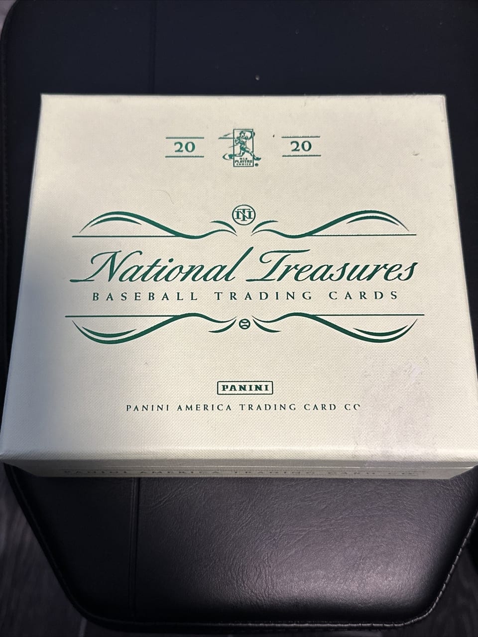 2020 Panini National Treasures Hobby Box card