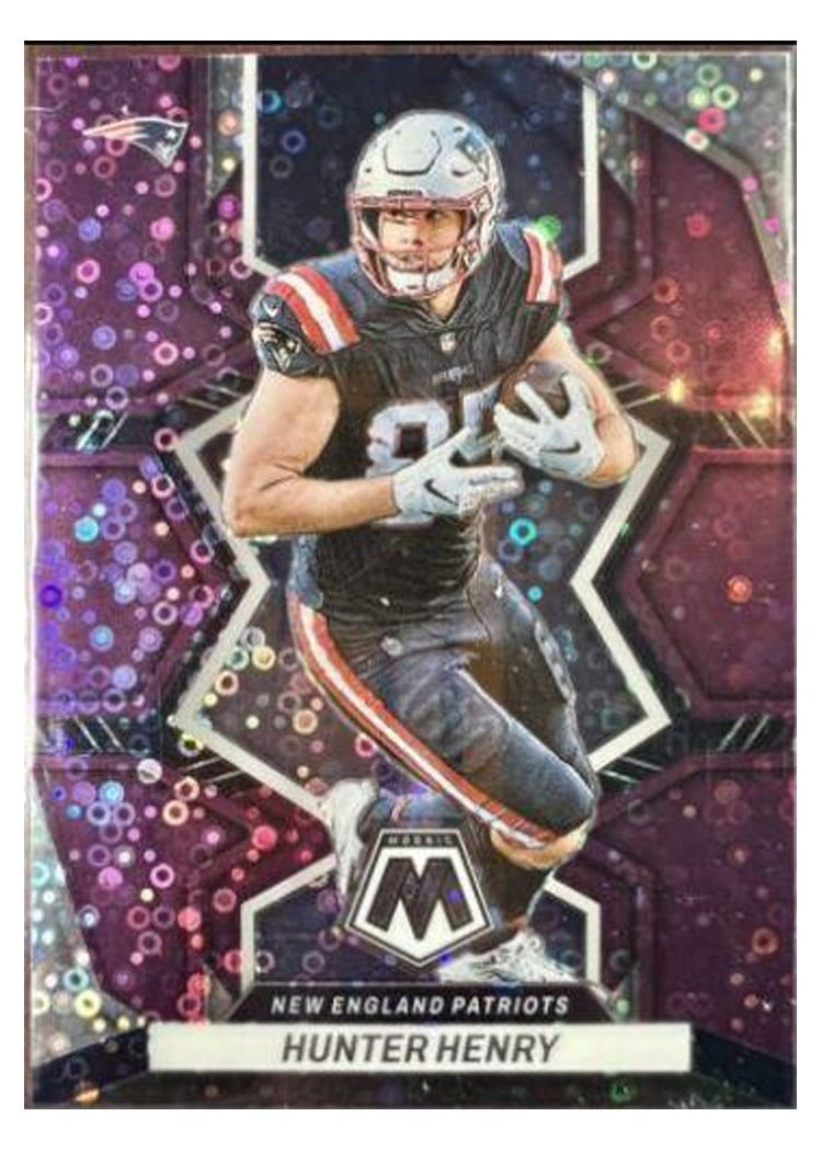 2022 Panini Mosaic Base Set Hunter Henry #136 card