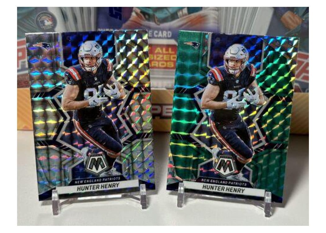 2022 Panini Mosaic Base Set Hunter Henry Silver #136 card