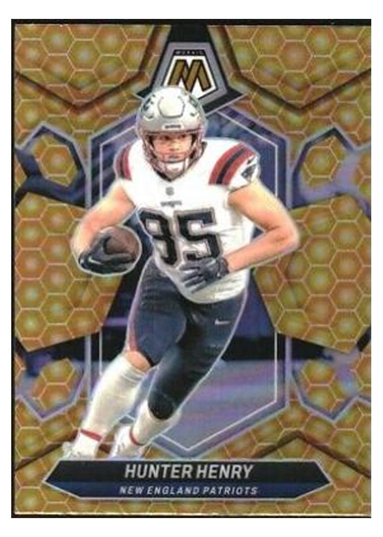 2024 Panini Mosaic Base Set Hunter Henry #152 card